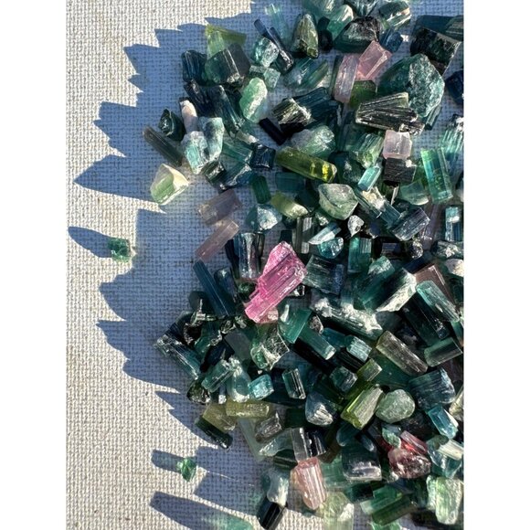Tourmaline Crystals in Jar - 72 grams / 360 carats - Picture 5 of 10